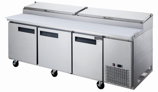 DPP90-12-S3 Commercial 3-Door Pizza Prep Table Refrigerator - Image 4
